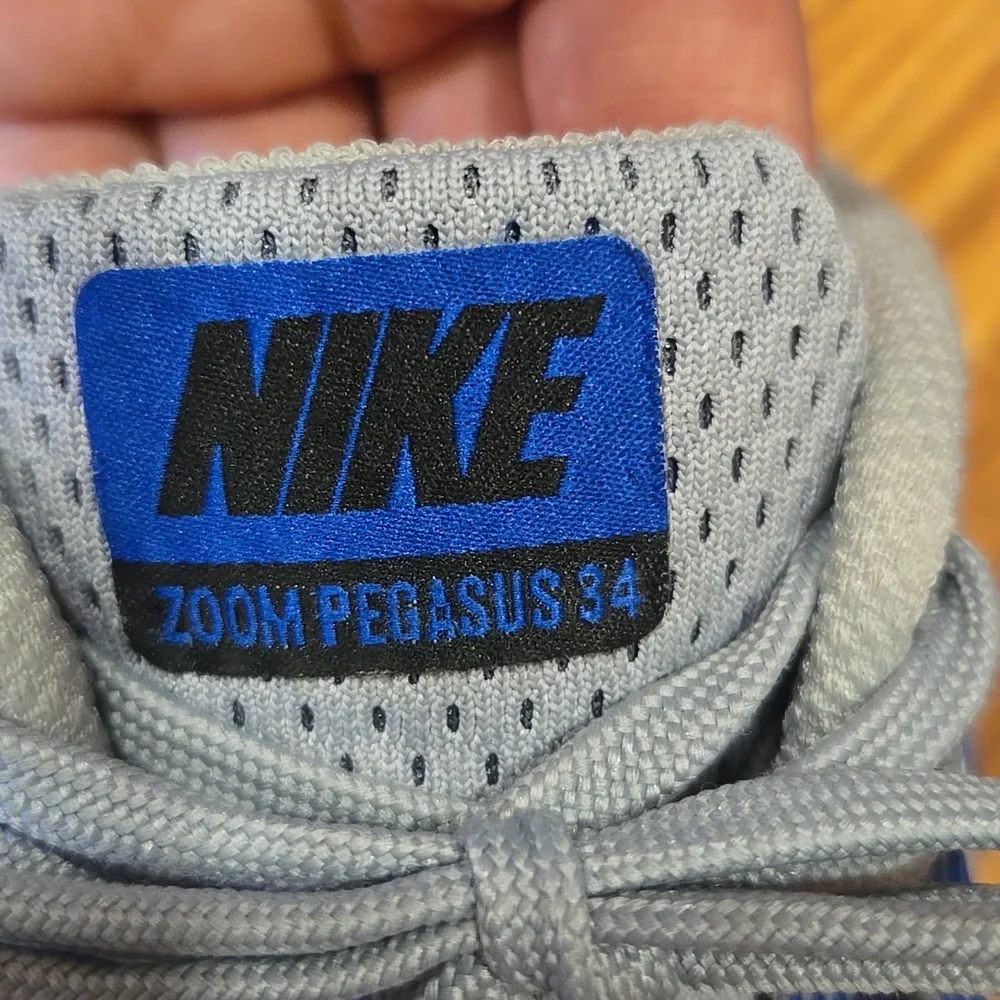 Nike Gray and Blue Athletic Sneakers - Picture 9 of 15